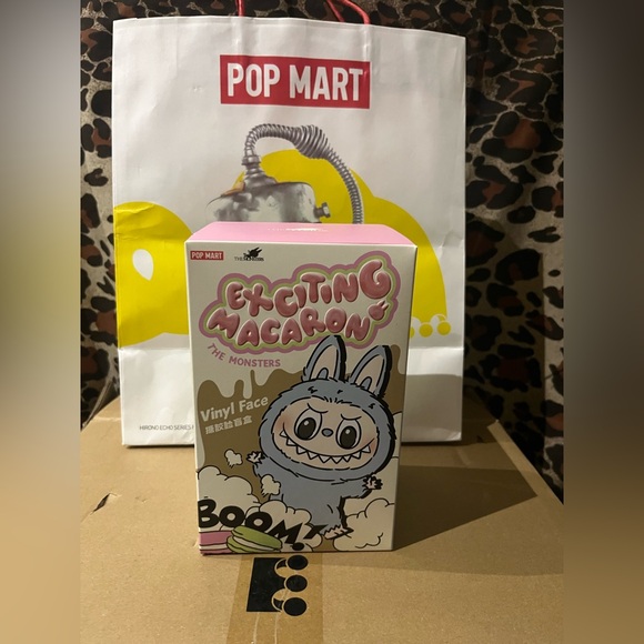 Toffee Labubu Macaron V2 POPMART - Picture 1 of 5